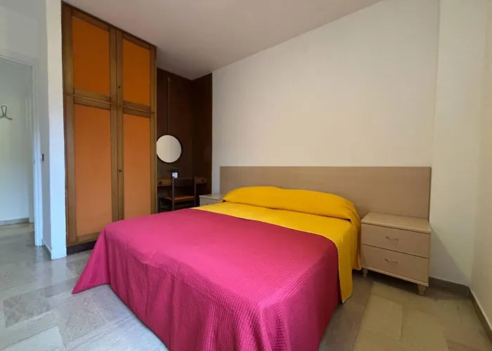 Two-room Flat Close To The And The Center Lejlighed *