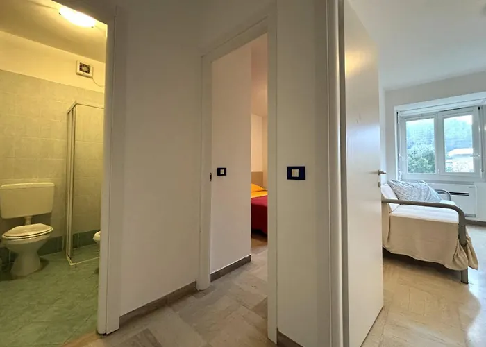 Two-room Flat Close To The And The Center Lägenhet *